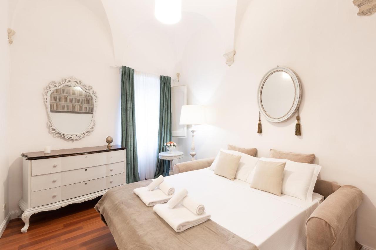 Leonardo Suite Pantheon Rome Bagian luar foto